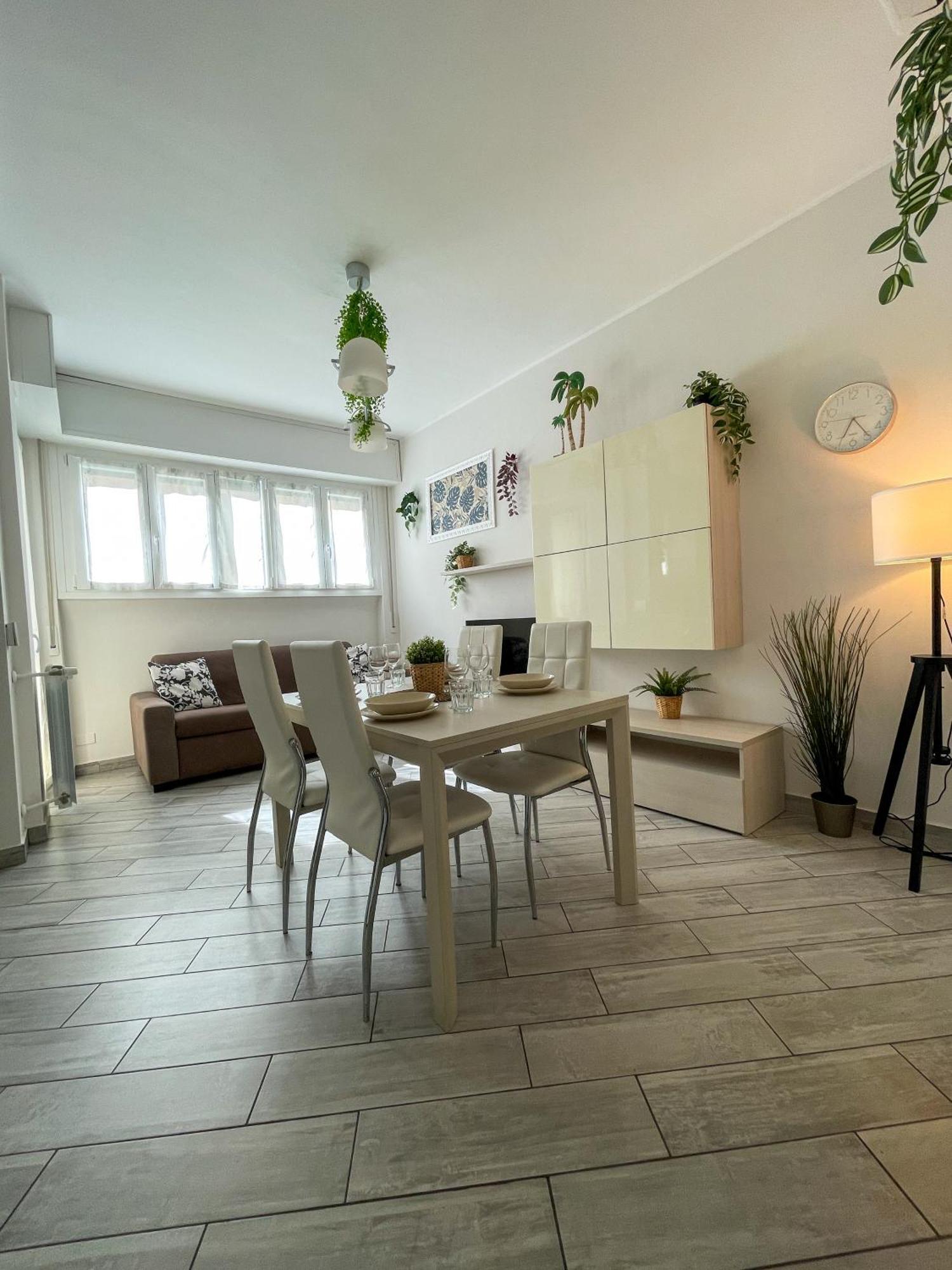 Home In Town - City Life Near San Siro Stadium Metropolitana M1 - M5 — Photos 2